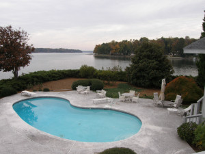 River Hills Pool and Lake Wylie