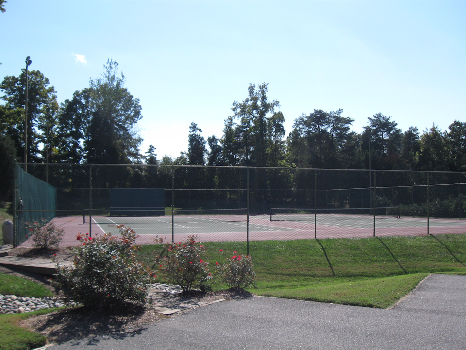 RiverPointe Tennis Courts